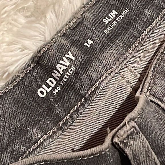 Old Navy High-Waisted O.G. Straight Built-In 360 Stretch Jeans - Picture 7 of 8